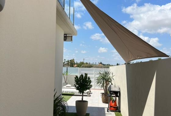 Resale - Villa - Daya Vieja - Costa Blanca