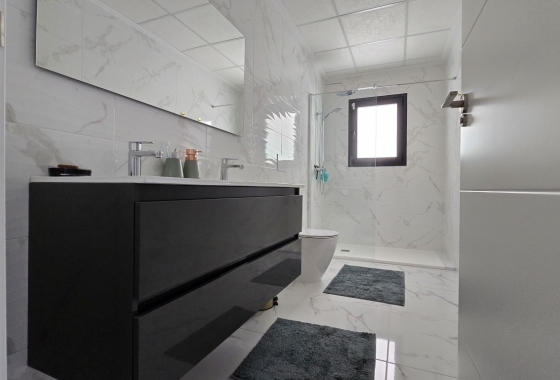 Wiederverkauf - Villa - Los Montesinos - Costa Blanca