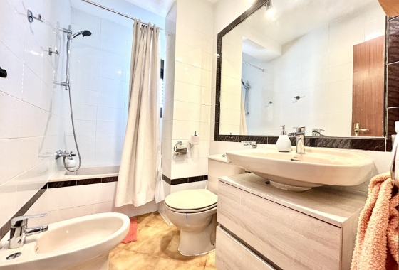 Resale - Apartment / flat - Orihuela Costa - Costa Blanca