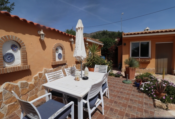 Resale - Finca - Hondón de las Nieves - Inland