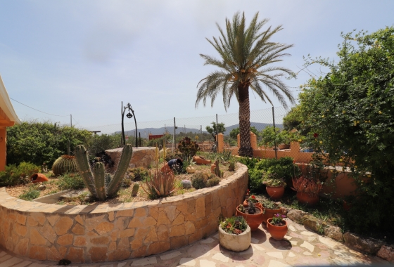 Resale - Finca - Hondón de las Nieves - Inland