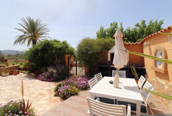 Resale - Finca - Hondón de las Nieves - Inland