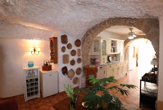 Resale - Finca - Hondón de las Nieves - Inland