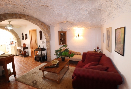 Resale - Finca - Hondón de las Nieves - Inland