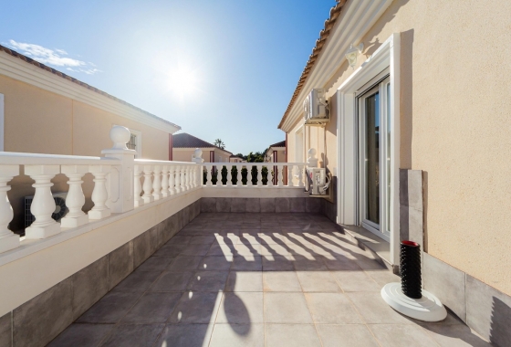 Resale - Townhouse - Orihuela Costa - Costa Blanca
