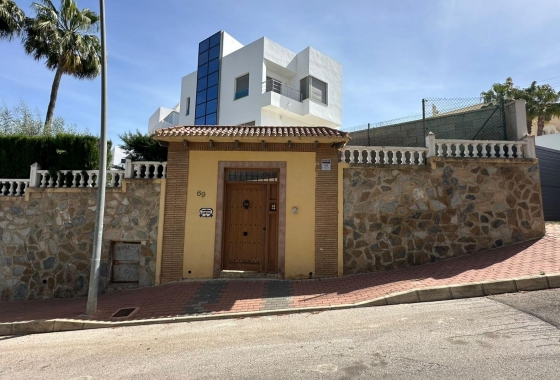 Revente - Villa - Torrevieja - Los Balcones - Los Altos del Edén