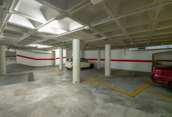 Resale - Apartment / flat - Torrevieja - Estacion De Autobuses