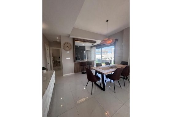 Resale - Villa - Orihuela Costa - Costa Blanca