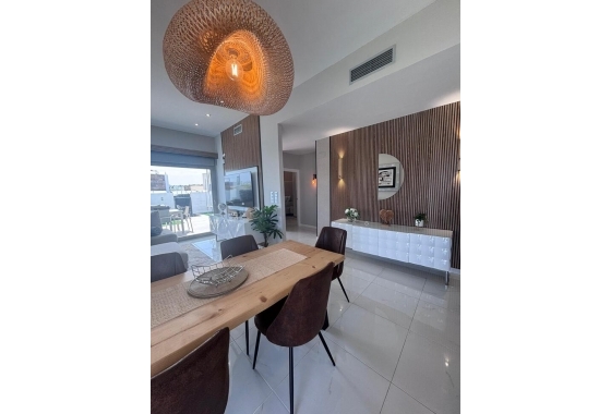 Resale - Villa - Orihuela Costa - Costa Blanca