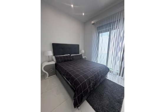 Resale - Villa - Orihuela Costa - Costa Blanca