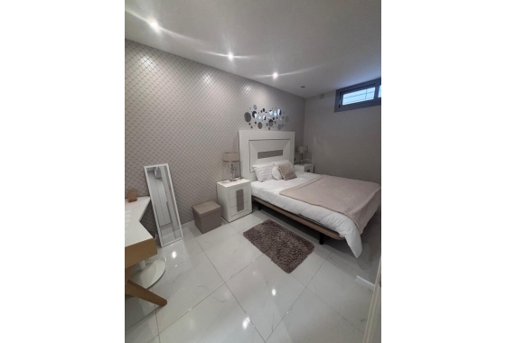 Resale - Villa - Orihuela Costa - Costa Blanca