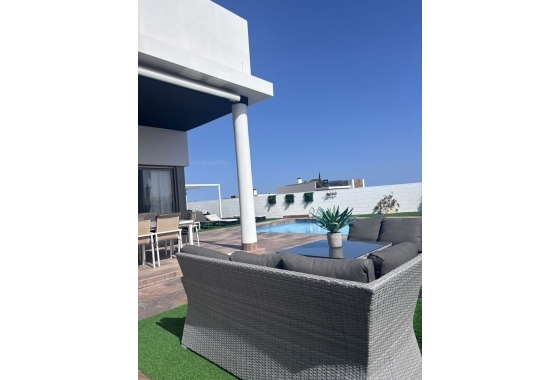 Resale - Villa - Orihuela Costa - Costa Blanca