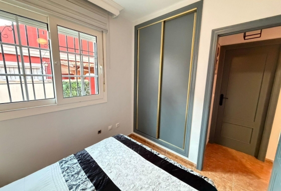 Wiederverkauf - Stadthaus - Orihuela Costa - Villamartín