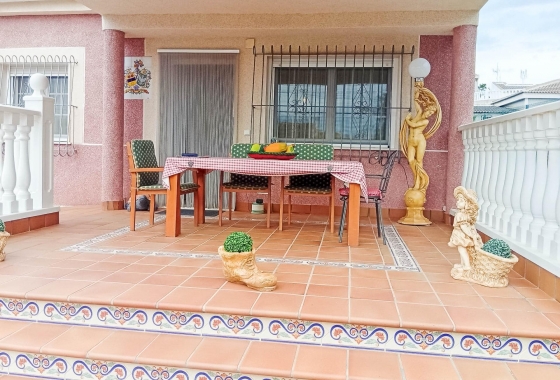 Перепродажа - Вилла - Torrevieja - La Siesta