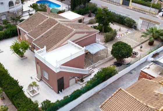 Перепродажа - Вилла - Torrevieja - La Siesta