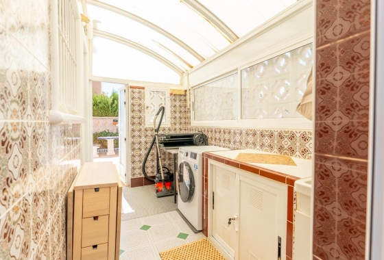 Resale - Villa - Torrevieja - Los Balcones - Los Altos del Edén