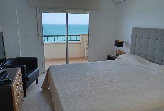 Resale - Apartment / flat - Mil Palmeras - Costa Blanca