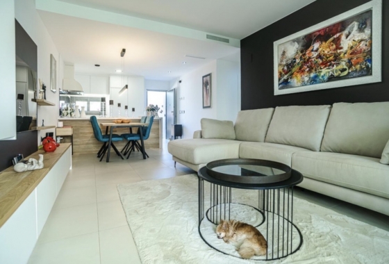 Resale - Apartment / flat - Pilar de la Horadada - Costa Blanca