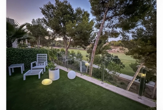 Resale - Apartment / flat - Pilar de la Horadada - Costa Blanca