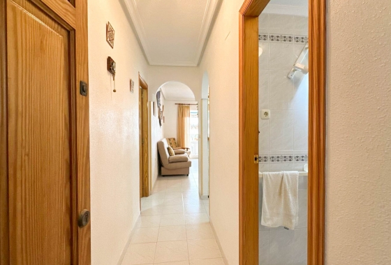 Resale - Apartment / flat - Torrevieja - La Mata