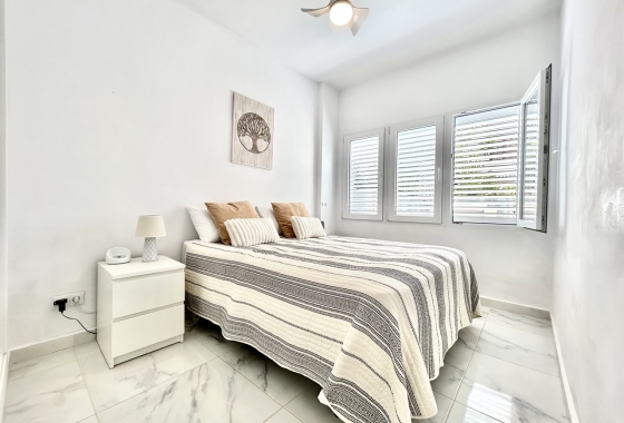 Resale - Apartment / flat - Orihuela Costa - Costa Blanca