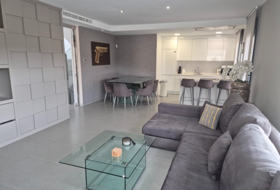 Resale - Chalet - Torrevieja - Los Balcones