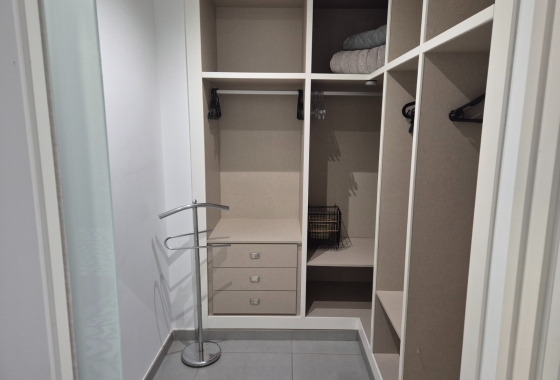 Resale - Chalet - Torrevieja - Los Balcones