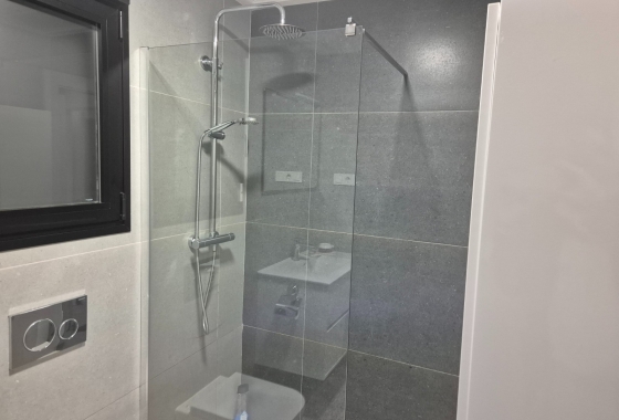 Resale - Chalet - Torrevieja - Los Balcones