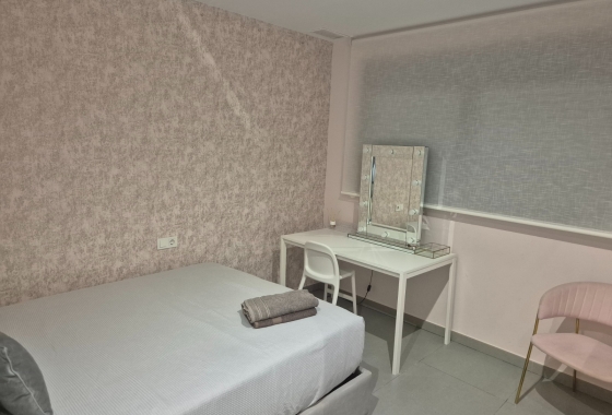 Resale - Chalet - Torrevieja - Los Balcones