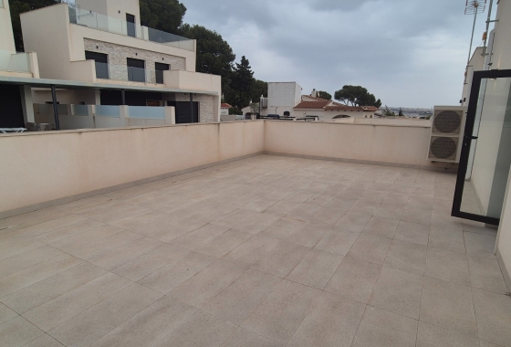 Resale - Chalet - Torrevieja - Los Balcones