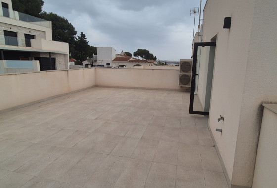 Resale - Chalet - Torrevieja - Los Balcones
