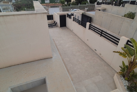 Resale - Chalet - Torrevieja - Los Balcones
