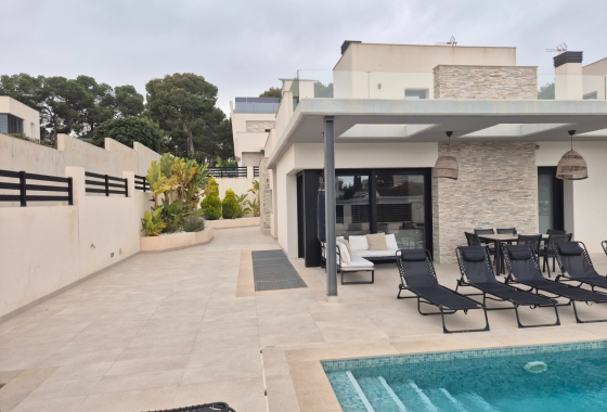 Resale - Chalet - Torrevieja - Los Balcones
