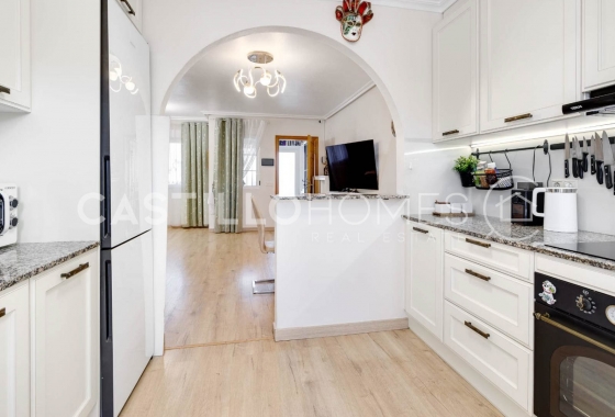 Revente - Maison de ville - Torrevieja - aguas nuevas