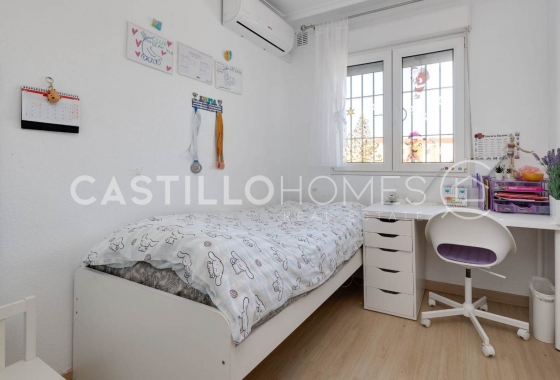 Revente - Maison de ville - Torrevieja - aguas nuevas