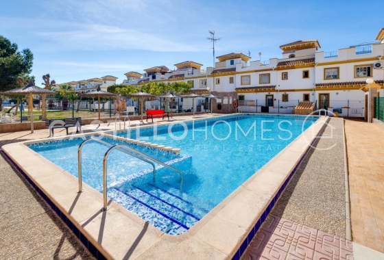 Revente - Maison de ville - Torrevieja - aguas nuevas