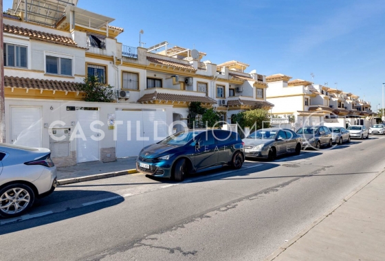Revente - Maison de ville - Torrevieja - aguas nuevas