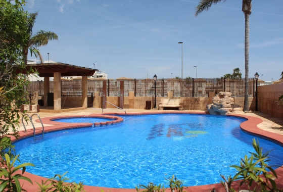 Wiederverkauf - Villa - Orihuela Costa - Costa Blanca
