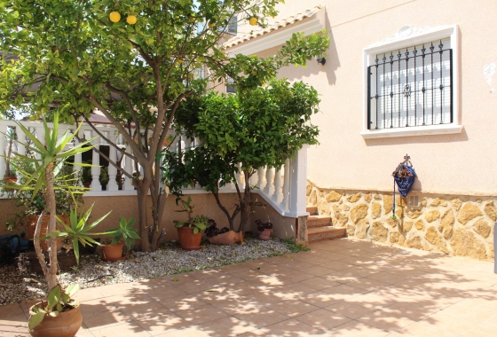 Wiederverkauf - Villa - Orihuela Costa - Costa Blanca