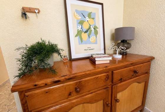 Resale - Apartment / flat - Torrevieja - Habaneras
