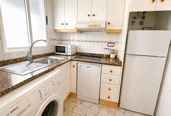 Resale - Apartment / flat - Torrevieja - Habaneras