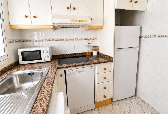 Resale - Apartment / flat - Torrevieja - Habaneras
