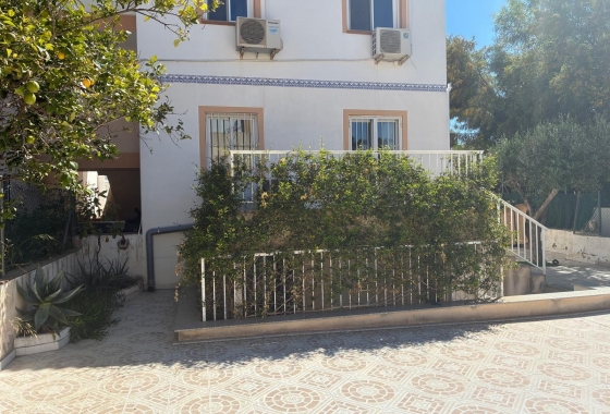 Перепродажа - Квартира - Torrevieja - La Mata