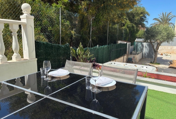 Перепродажа - Квартира - Torrevieja - La Mata