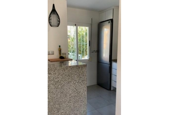 Перепродажа - Квартира - Torrevieja - La Mata