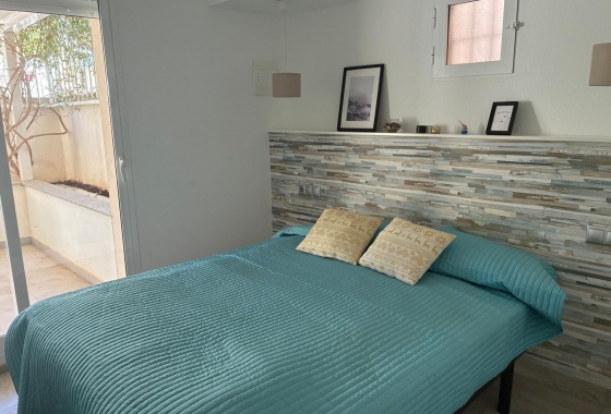 Перепродажа - Квартира - Torrevieja - La Mata