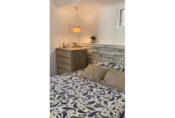 Перепродажа - Квартира - Torrevieja - La Mata