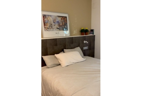 Перепродажа - Квартира - Torrevieja - La Mata