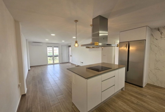 Resale - Apartment / flat - Guardamar del Segura - Guardamar pueblo
