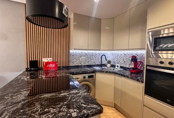 Resale - Apartment / flat - Torrevieja - Costa Blanca